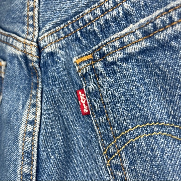 LEVI’S 501 Distressed Light Wash Blue Jean High Waisted Cutoff Summer Shorts - Picture 6 of 10